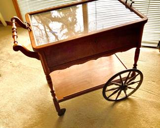 Wooden Tea Trolley with Removable Tray
