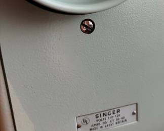 1960s Singer Model 337 Turquoise Blue Sewing Machine & Cabinet