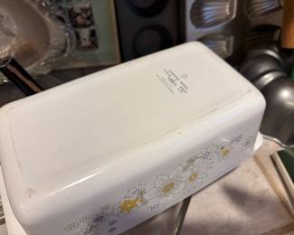 Corning Ware Floral Bouquet 2 Quart Casserole Dish 