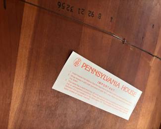 Pennsylvania House Queen Anne Dining Room Table and Chairs