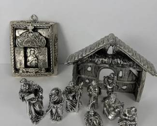 International Silver Company Silverplated Nativity Set with Icon 8 Figures Manger