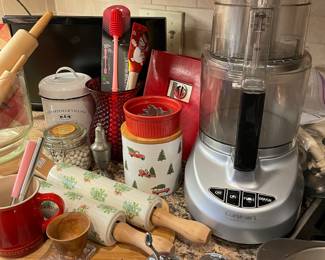 Cuisinart Food Processor, Christmas Themed Kitchen Utensils