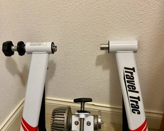 Travel Trac Comp Fluid Bicycle Trainer