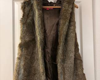 Kristen Blake Faux Fur Vest