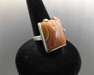 .925 Sterling Silver Agate Cabochon Ring Size 5.5
