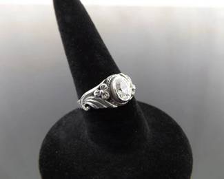 .925 Sterling Silver Scrolled Zirconia Flower Ring Size 4.75
