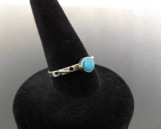 .925 Sterling Silver Inlayed Turquoise Ring Size 6.5
