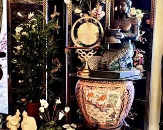 Black lacquer 4 panel screen, porcelain fish bowl table