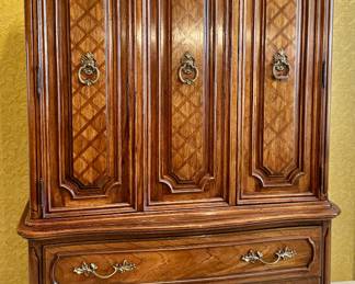 French provencial gentleman's chest