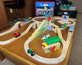 1 Thomas Friends Wood Train Toy Samplermin