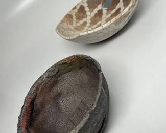 1 Art Pottery Samplermin