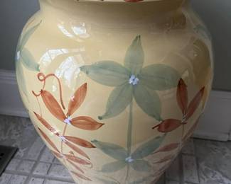 1 Isabelle de Borchgrave for Vietri Floor Vasemin