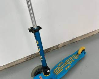 1 Mini Micro Scootermin