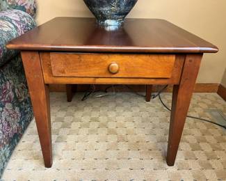 1 Cherry 1Drawer End Tablemin