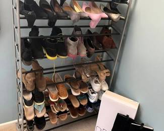 1 Womens Shoe Samplermin