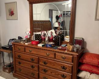 Bedroom dresser with mirror 