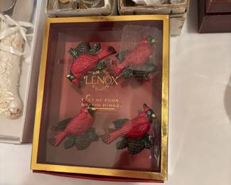 Lenox cardinal napkin rings