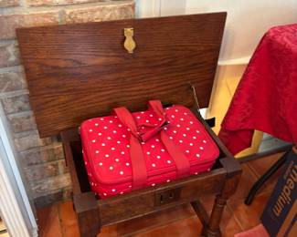 Temptations bakeware and bag