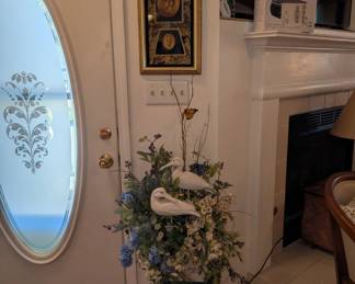 adorable beach chair and floral display