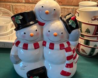 Christmas snowmen cookie jar