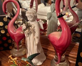 Pink glass art flamingos 