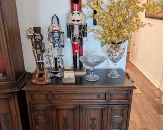 American of Martinsville Spanish Mediterranean style 42" server buffet. Christmas large Nutcrackers, crystal decor and more