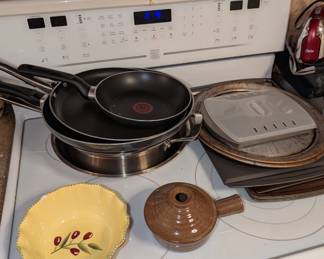 Pots & pans, baking sheets, and more