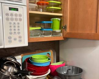 Glass food storage containers, baking supplies