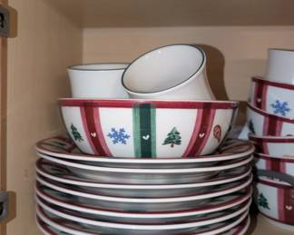 More Christmas Pfaltzgraff stoneware