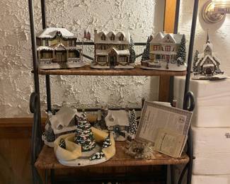 Hawthorne Village Christmas buildings