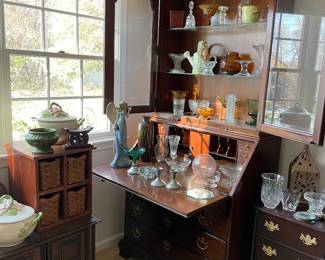 Very nice furniture and glassware