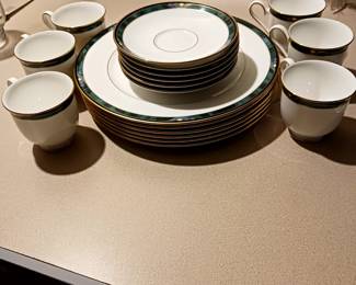 Lenox "Kelly" 18 pc.