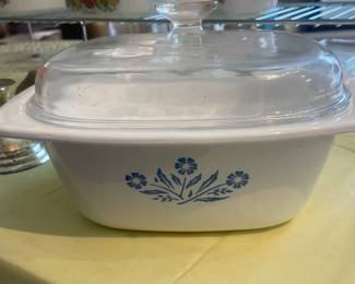 Vintage Corning Ware Blue Cornflower Dutch oven w/lid