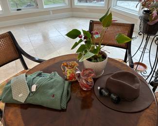 Plants, Hats, Clothing