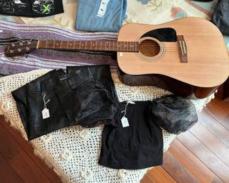 Women's Clothing, Fender Guitar