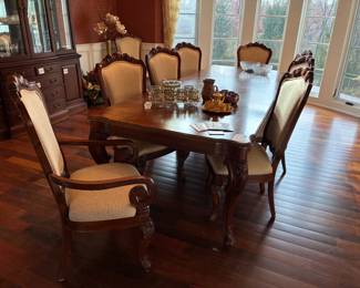 Formal Dining Table w/ 8 Chairs