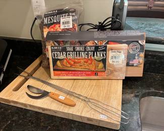 Cutting Board, Cedar Grilling Planks
