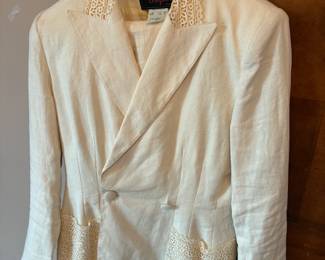 Vintage Women's Clothing