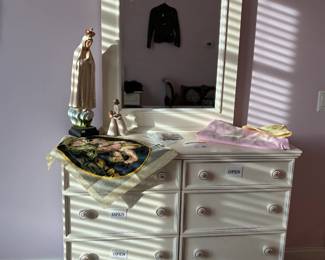 White Dresser w/ Mirror