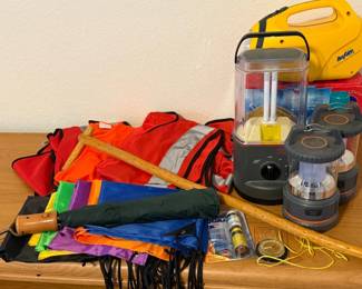 76 SafetyVestsLightingPurifyingTabletsDrawstringBags