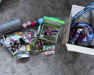 239 CraftCollectionWithFabricSewingandEmbroidery