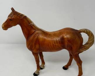 25 HubleyCastIronThoroughbredHorseStatue