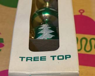 99 VintageChristmasOrnamentsWreathsLightsMore