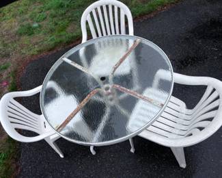 168 MetalFrameGlassTopTable3RubbermaidPlasticChairsUmbrella