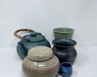 202 5PiecePotteryCollection