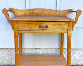 232 FarmHouseAntiqueMapleWashstandWithDrawerandShelf