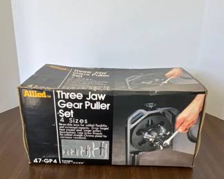 116 AlliedThreeJawGearPullerSet