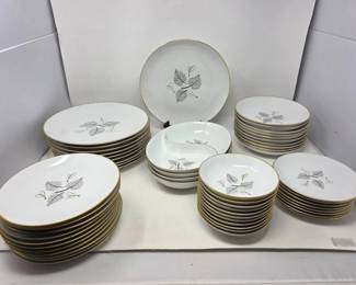 69 1956HarmonyHouseFlairMCMChinaSet