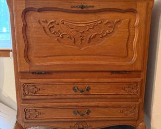 211 LouisXIVFrenchDropFrontLockingCabinet