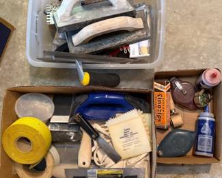 190 DrywallandTileToolsandAccessories